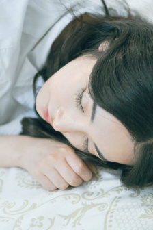 女特警被三四个黑人糟蹋
